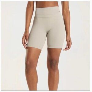 GYMSHARK x Whitney Simmons V3 Shorts Mink Size S